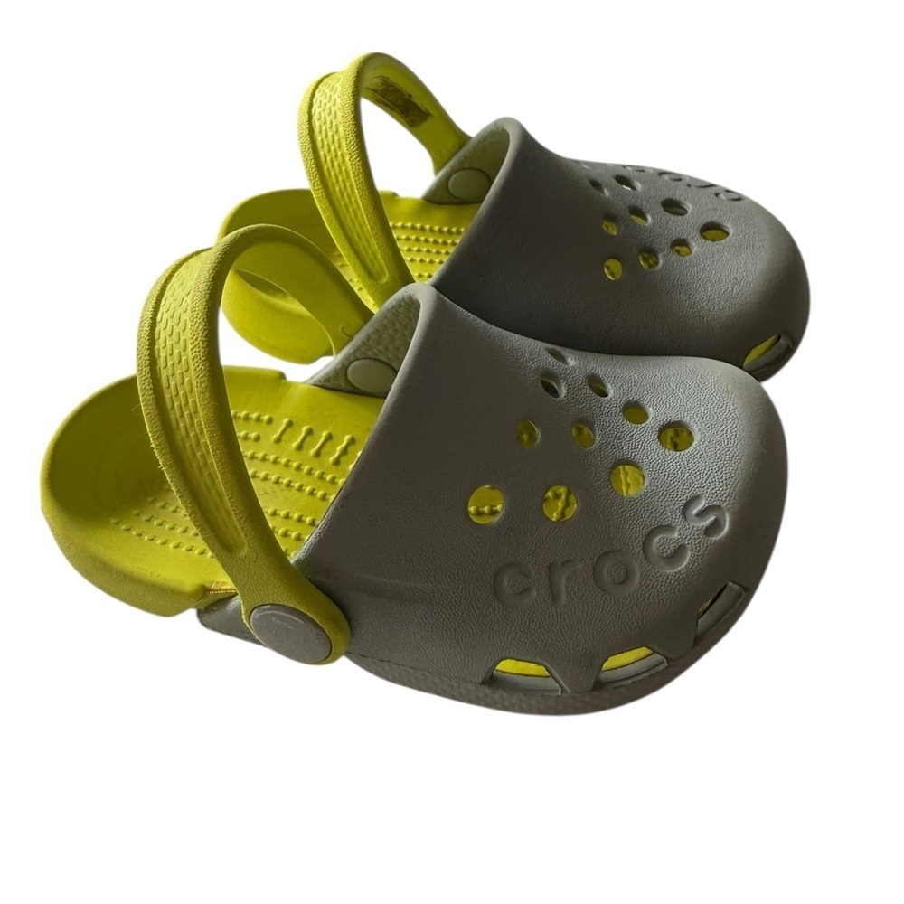 CROCS Baby Gray and Yellow walking water Shoes Size 6 - Picture 2 of 8